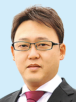 神戸秀典